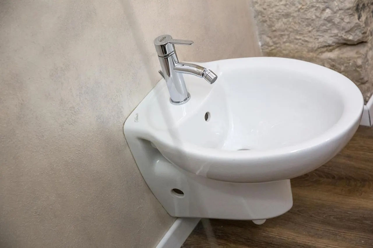 Aurelia Luxury - Piazza Delle Erbe Hotel Verona Guest house