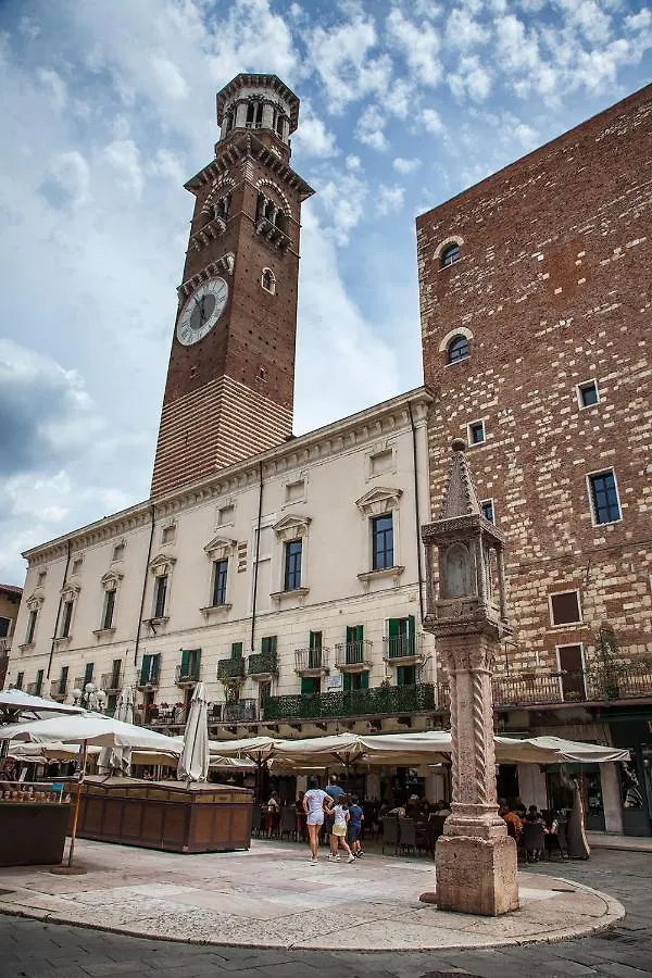Aurelia Luxury - Piazza Delle Erbe Hotel Verona