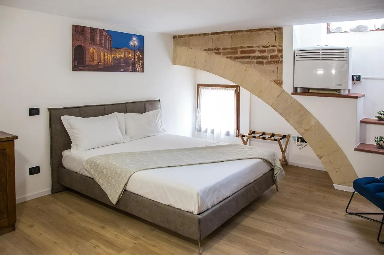 Guest house Aurelia Luxury - Piazza Delle Erbe Hotel Verona