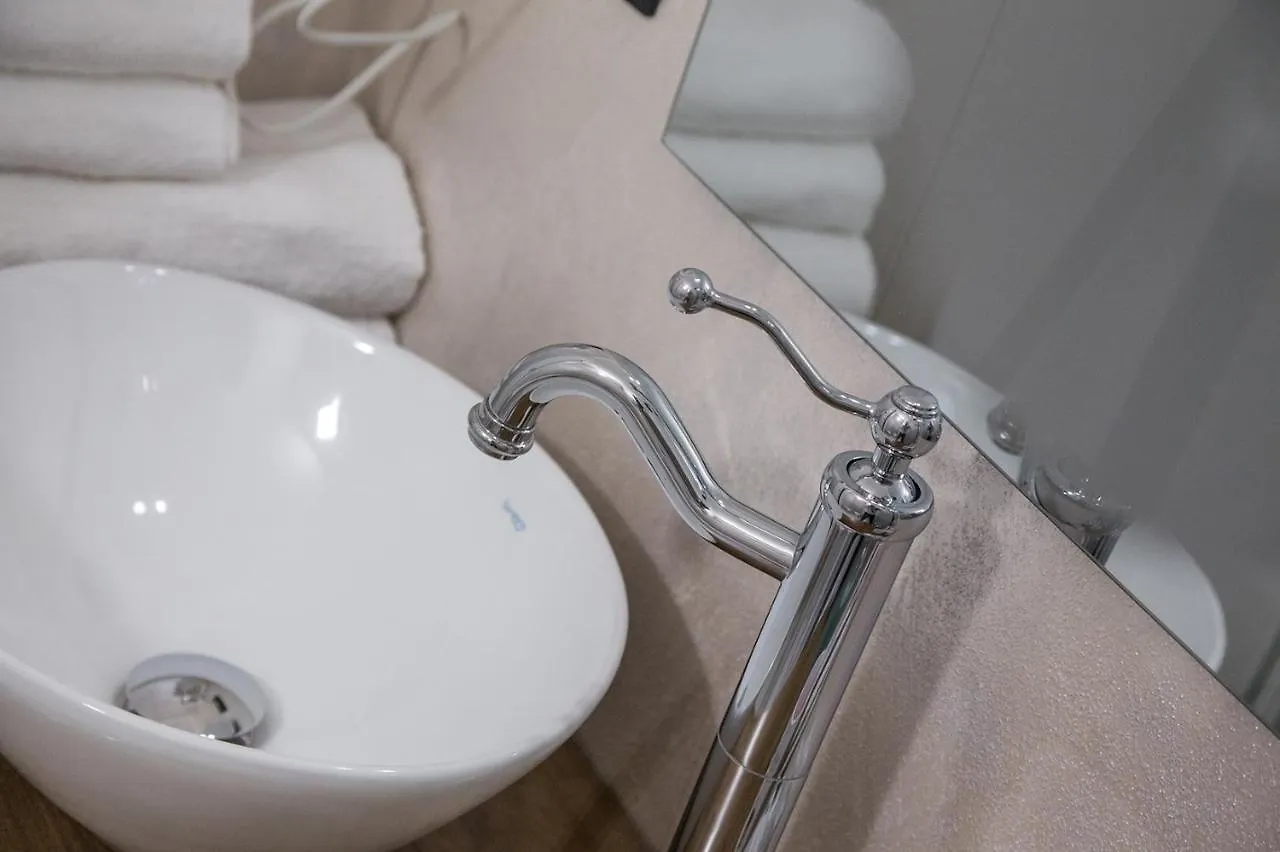 Aurelia Luxury - Piazza Delle Erbe Hotel Verona Guest house