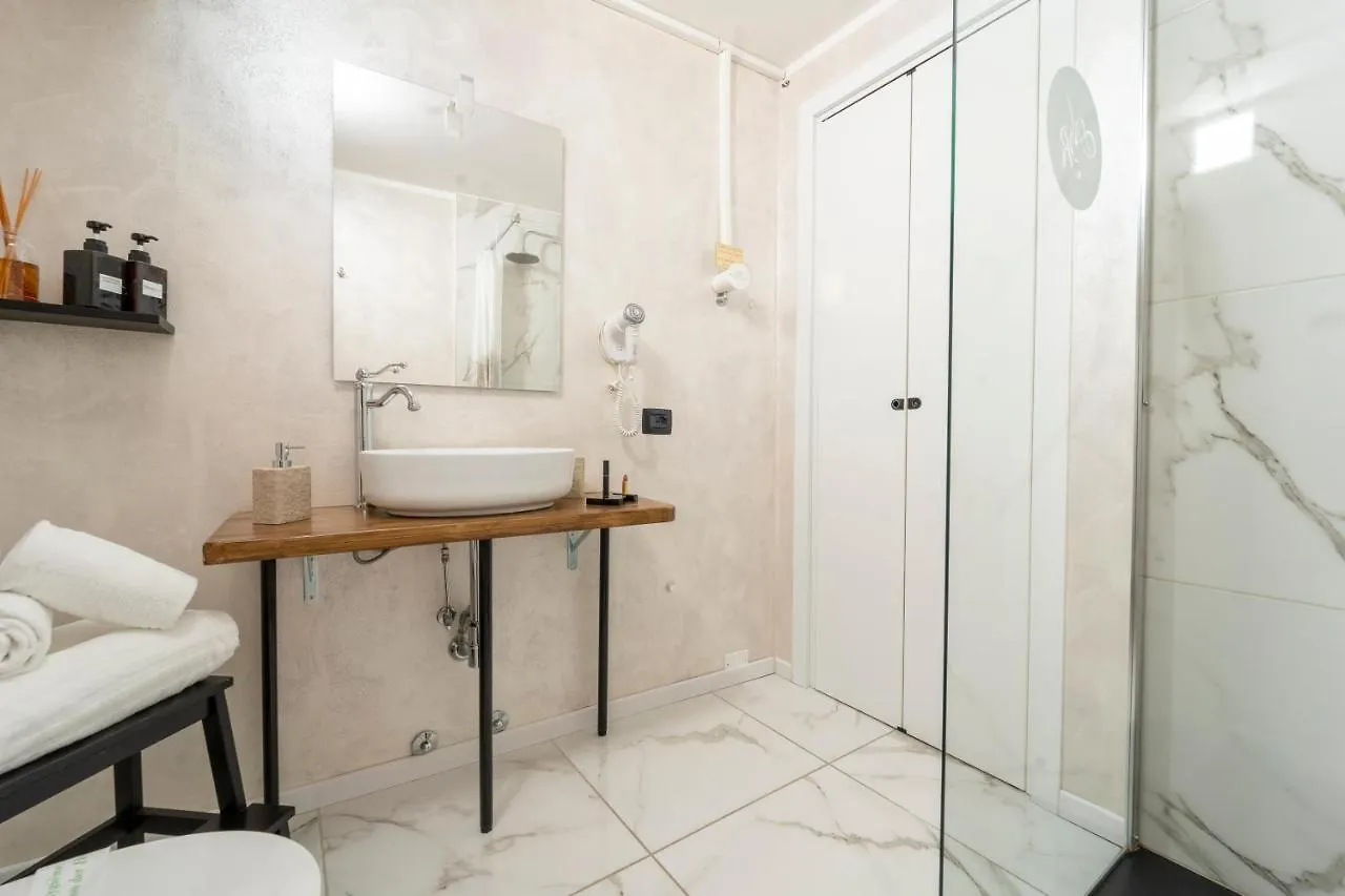Aurelia Luxury - Piazza Delle Erbe Hotel Verona Guest house